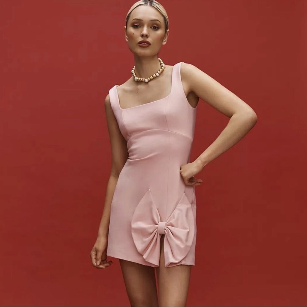 NWT Elliatt Pink Bow “Rays” Dress